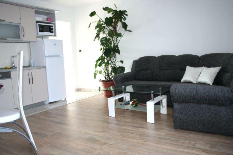 Lucija Apartments Vrh  Экстерьер фото