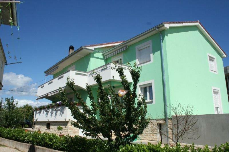 Lucija Apartments Vrh  Экстерьер фото